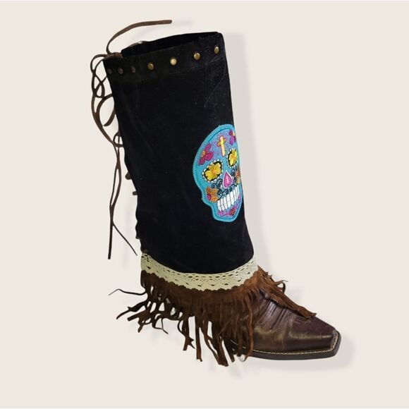 NWT Sugar Skull Women's Black Western Cowboy Fringe‎ Boot Covers  Adjustable - Picture 3 of 6